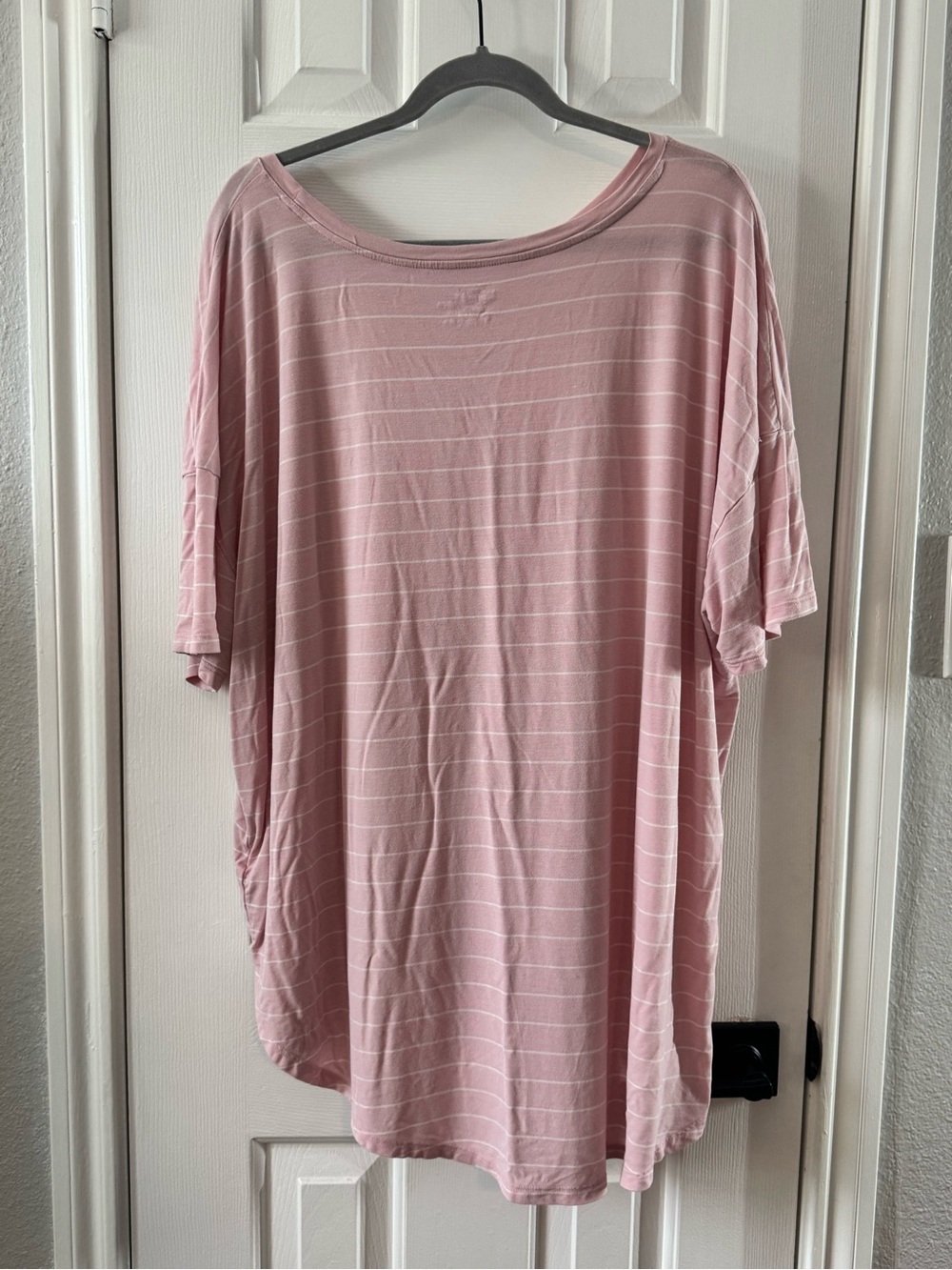 ✨5/$12 Time and Tru Light Pink Striped Scoop Neck tunic style Tee plus Xxxl (22) - Picture 9 of 10